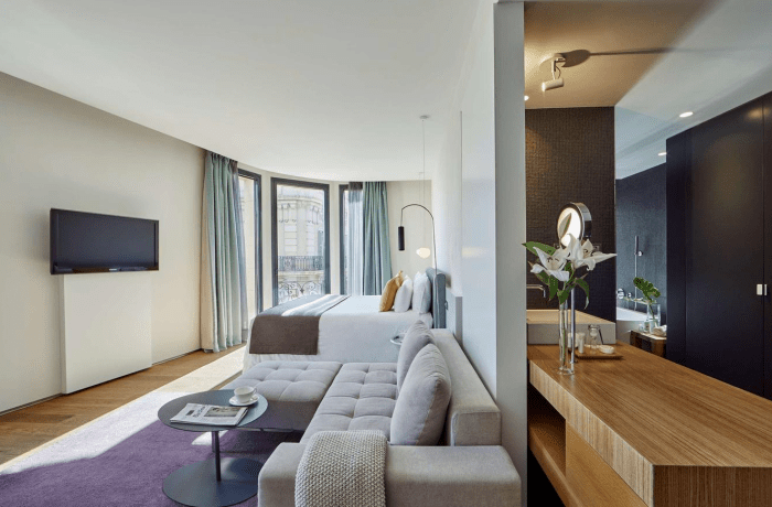 Top Central Barcelona Hotels With Rooftop Pool Near Gothic Quarter