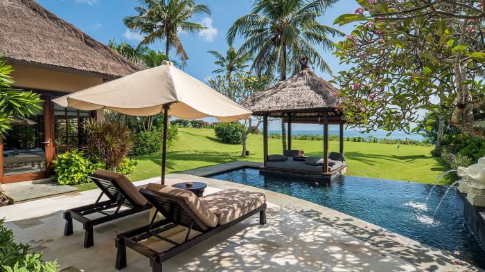 Luxury Beachfront Villa in Bali | Private Beach Villa Rental