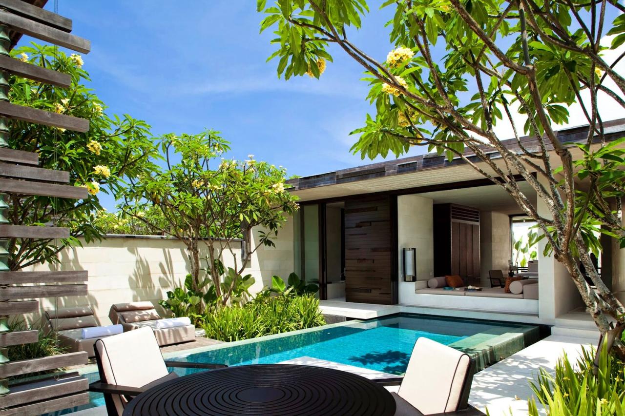 Beachfront Hotel In Bali With Private Pool Villa